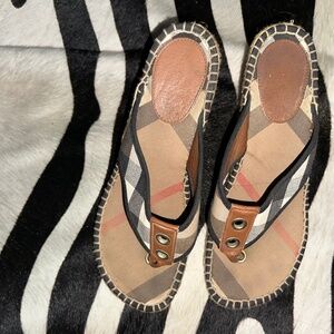 Vintage Burberry Espadrile Sandals